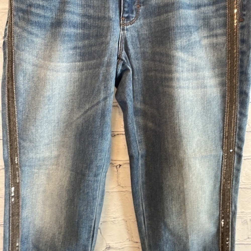 White House Black Market Girlfriend jeans -size 8S - Picture 3 of 14
